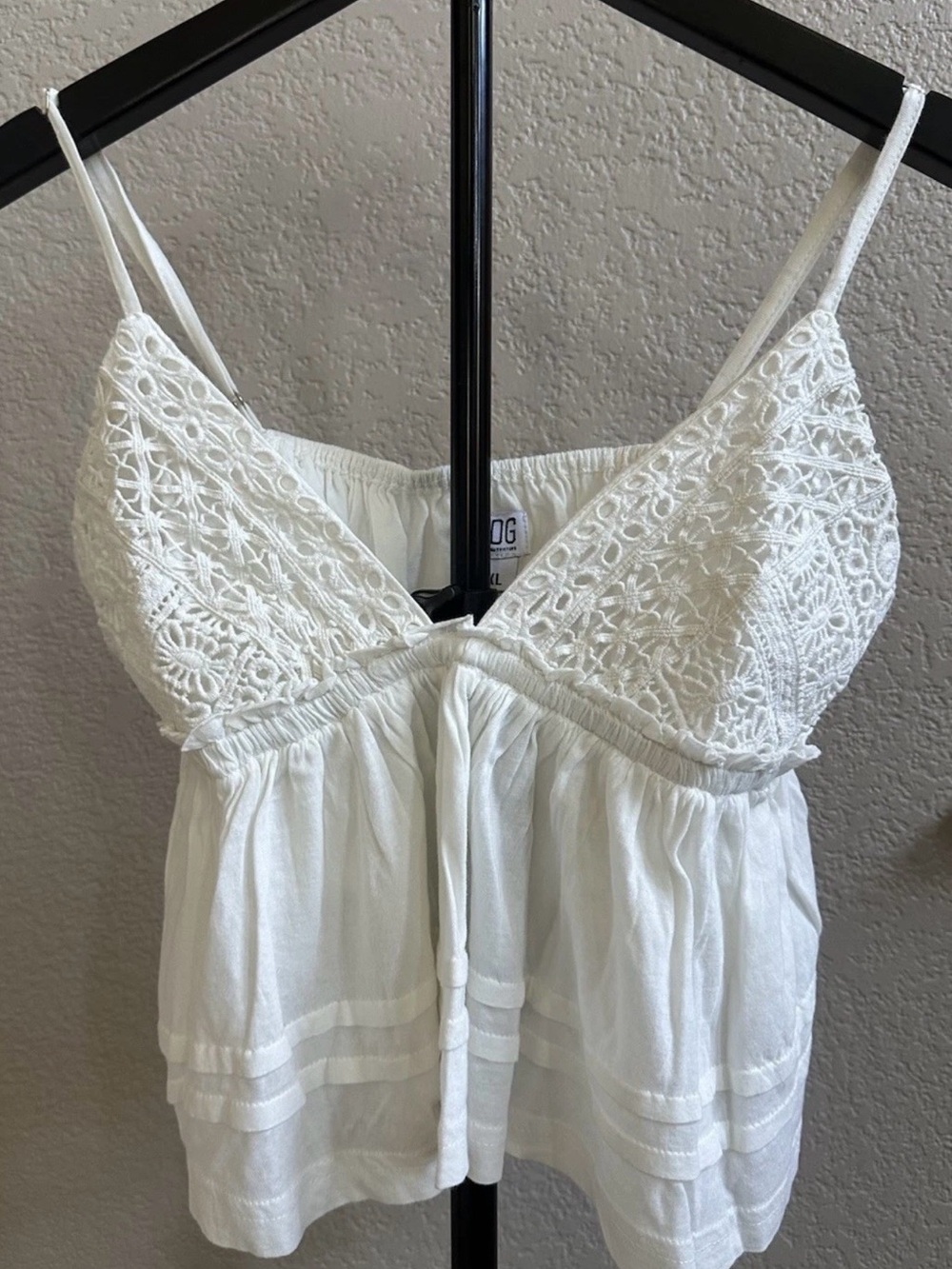 Urban Outfitters BDG Bella Babydoll Tank Top. Crochet Lace Overlay NWT.
Ruffles